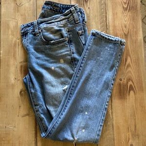 American Eagle boyfriend jean